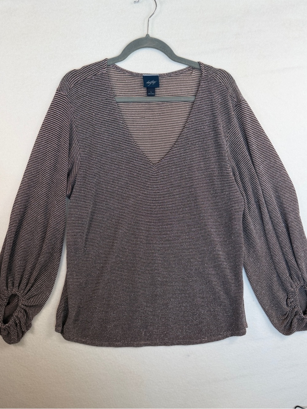 Daytrip V-Neck Long Sleeve Top in Mauve and Cream Stripes